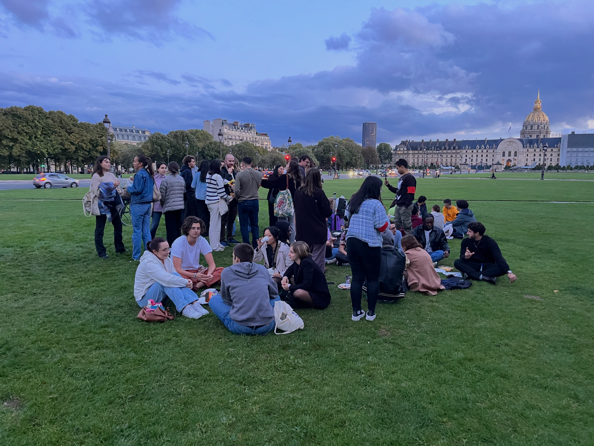 Rencontre Woofle lors d’un pique-nique à Paris